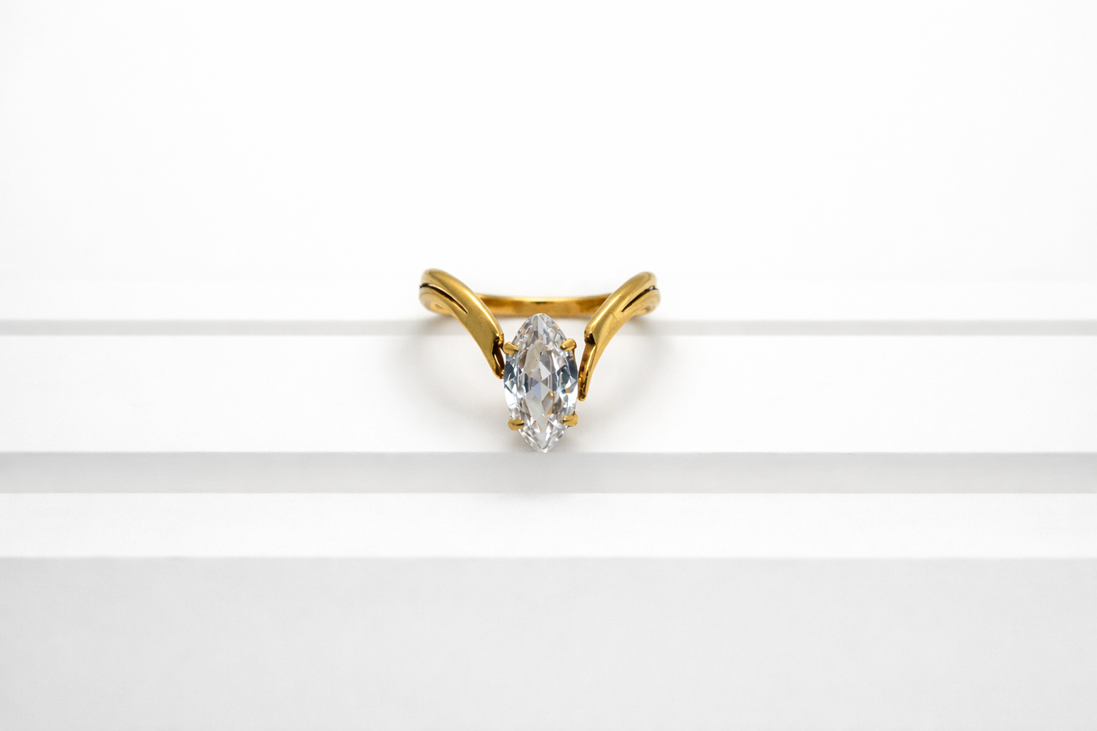 Vivien Stainless Steel Ring 18k Gold Plated