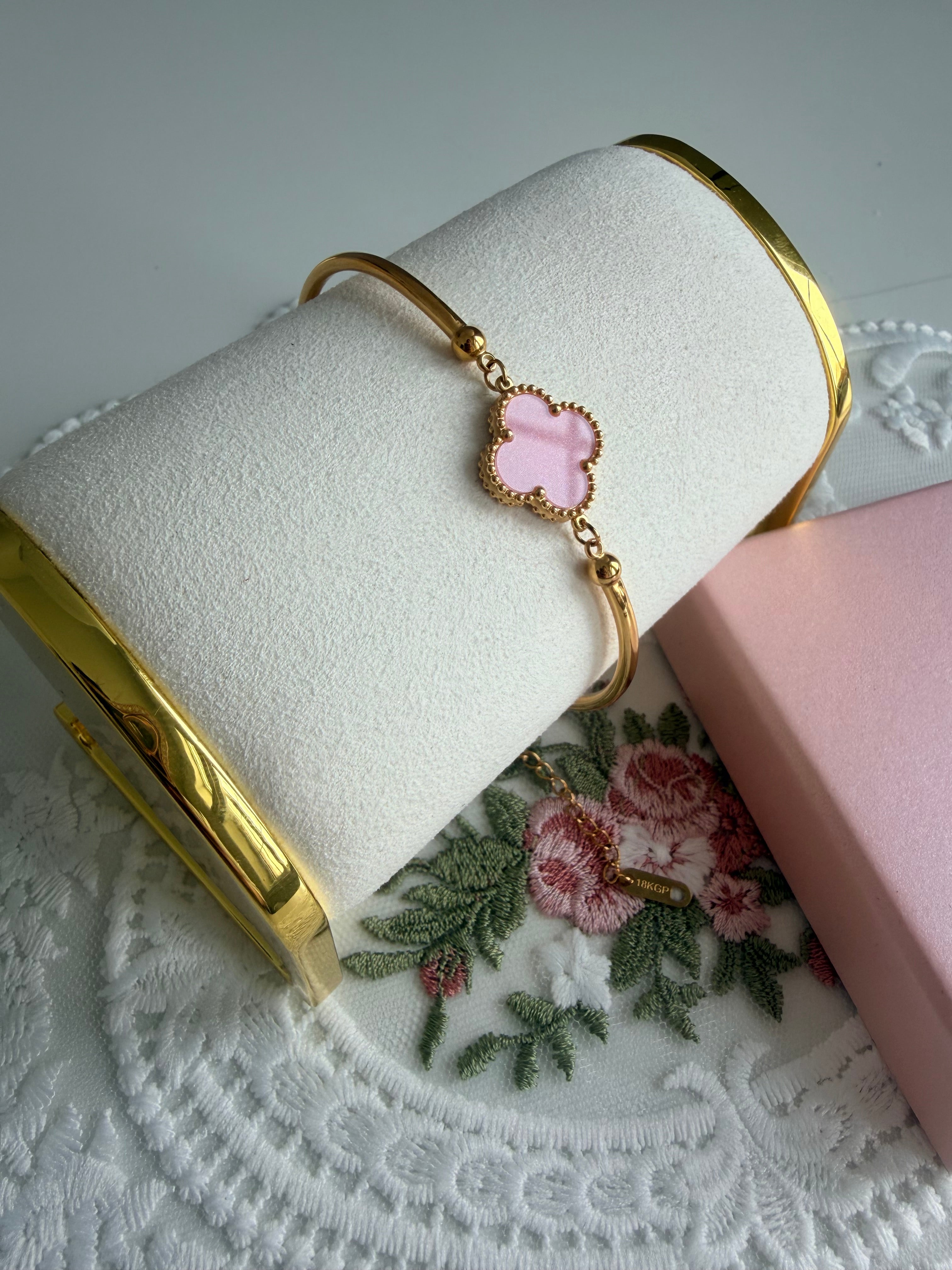 Leaf Pink Sporty Stainless Steel 18k Bracelet