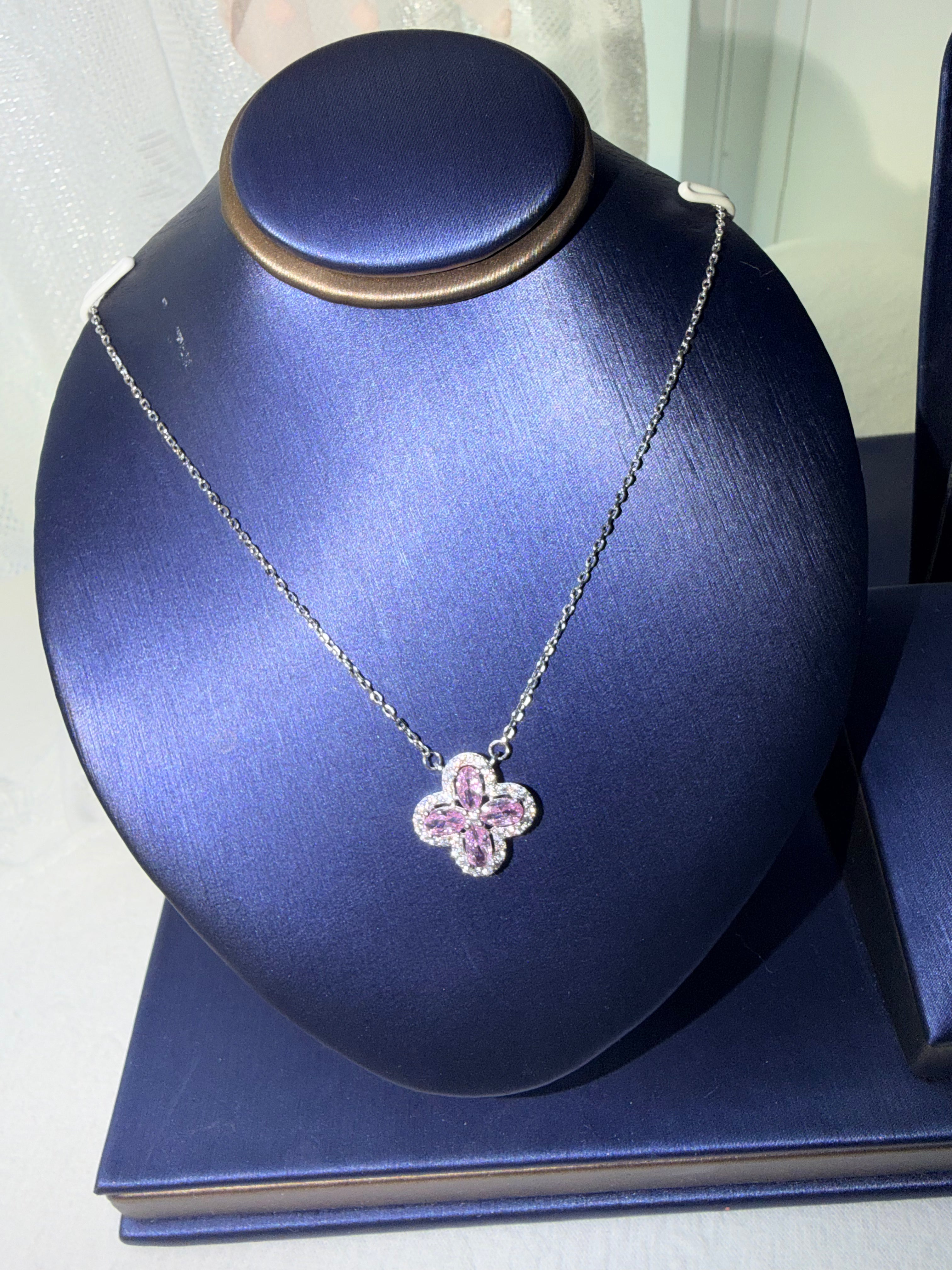 Pink Aura Clover 925 Silver Necklace