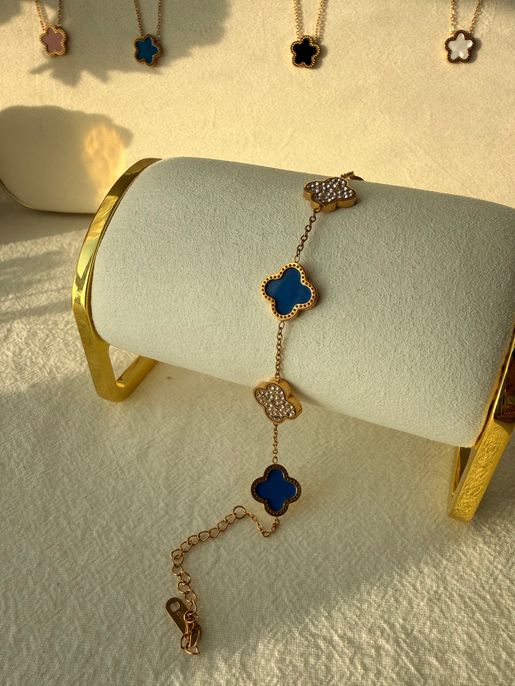 Leaf Blue Shiny Bracelet