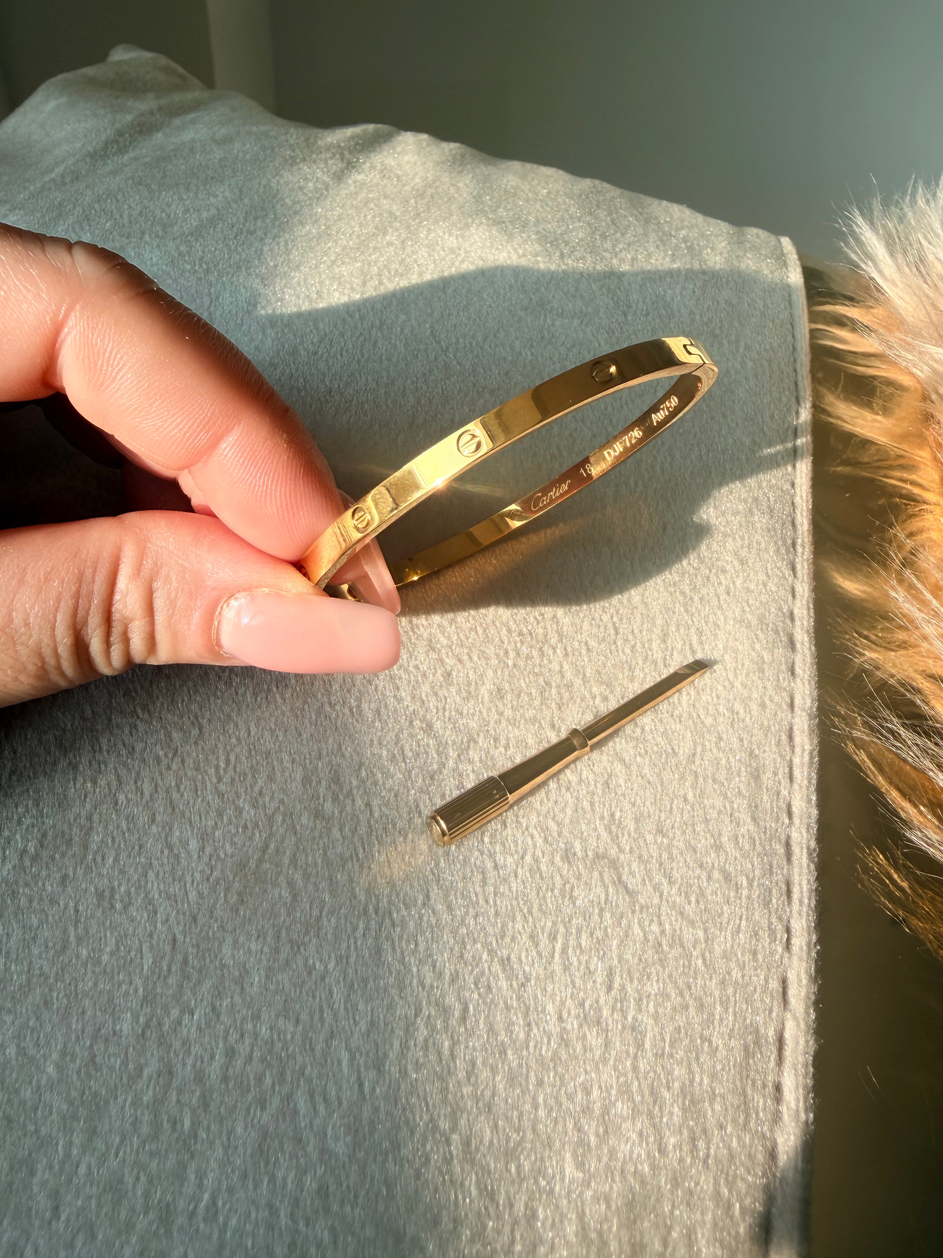 Luxe Model Gold Bracelet 18k Gold Plated Waterproof