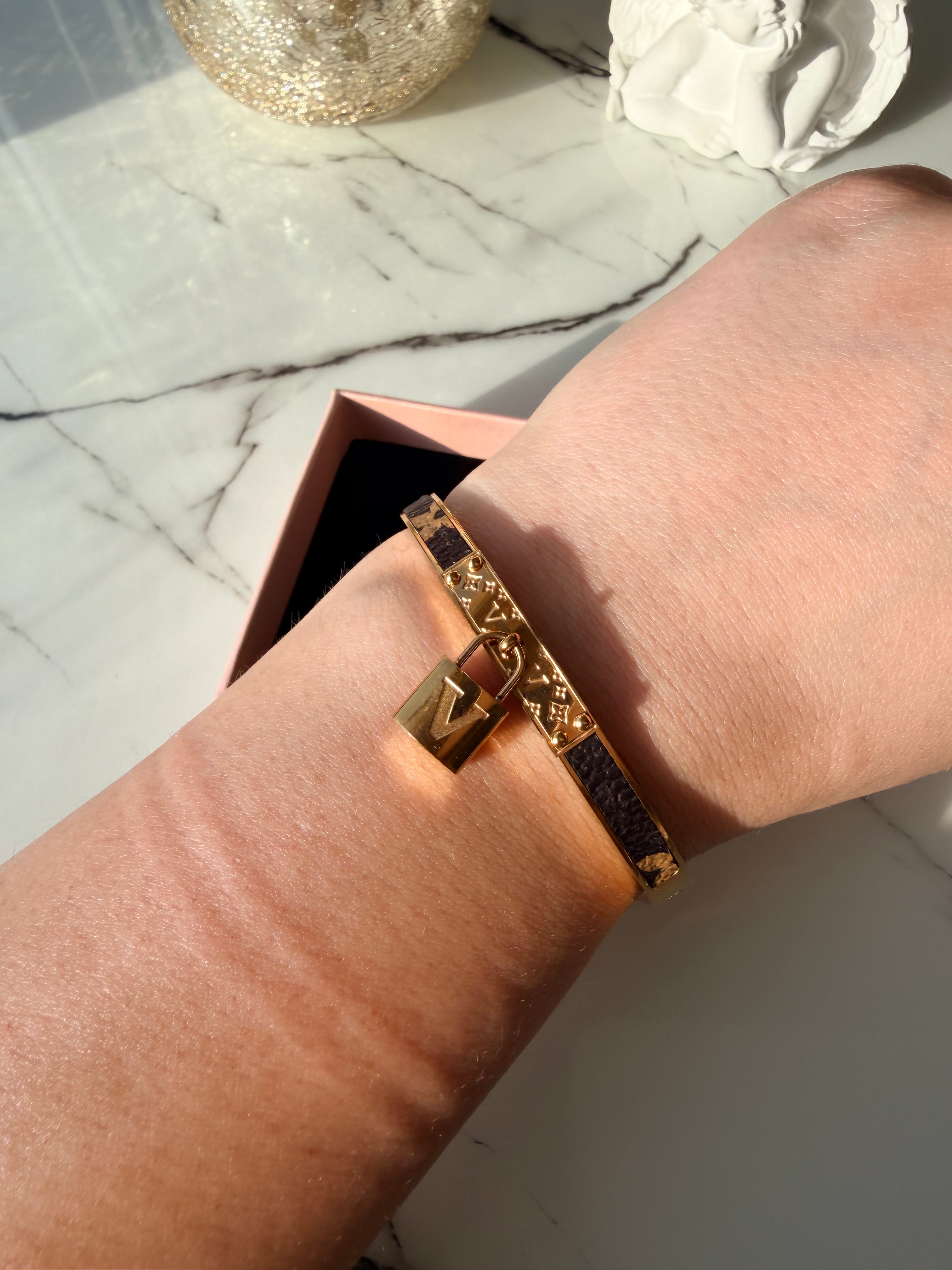 Luxe Brand Model Bracelet Stainless Steel Waterproof