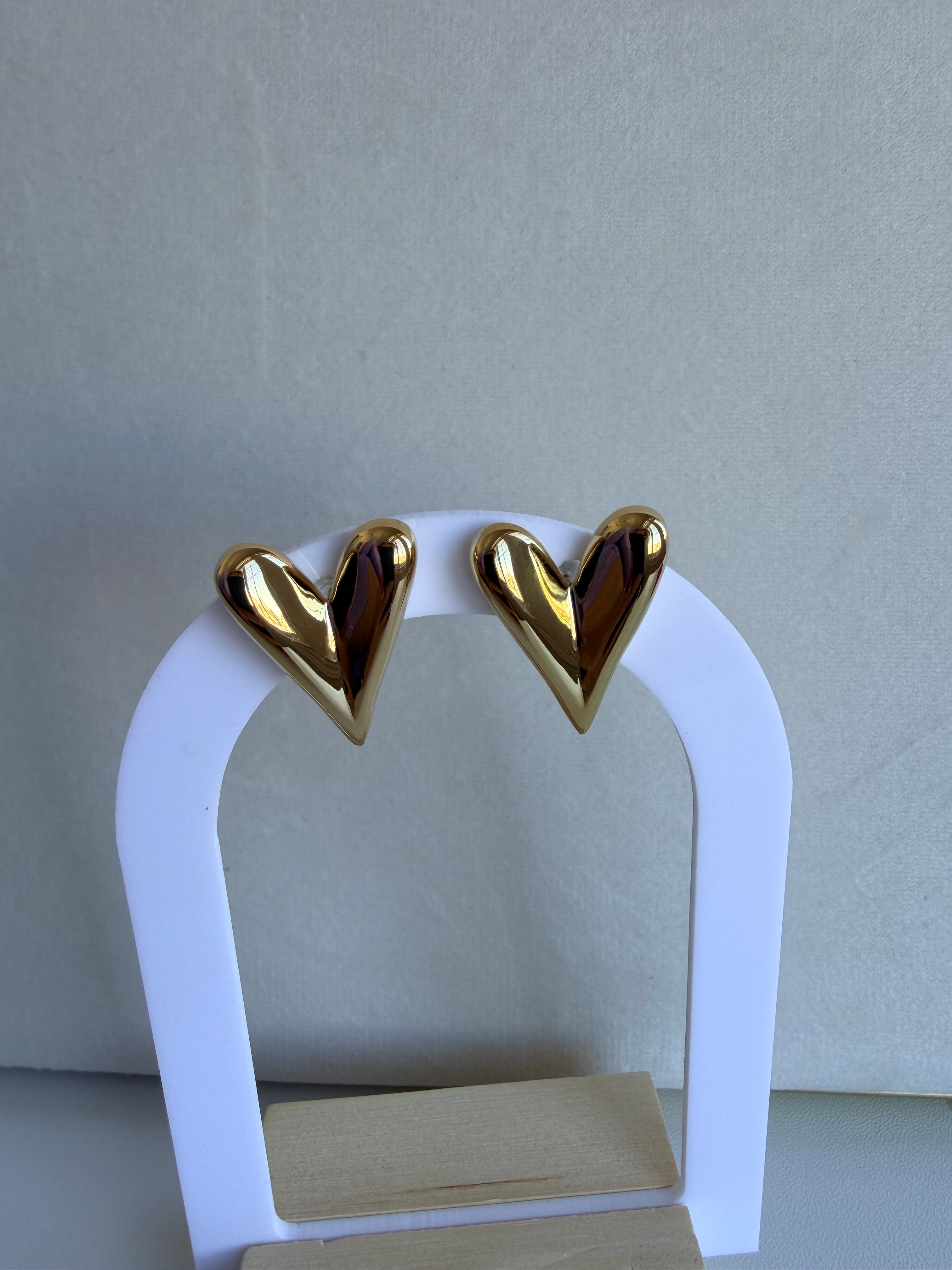 Hesrt Gold Stainless Steel Earring Non-Tarnish