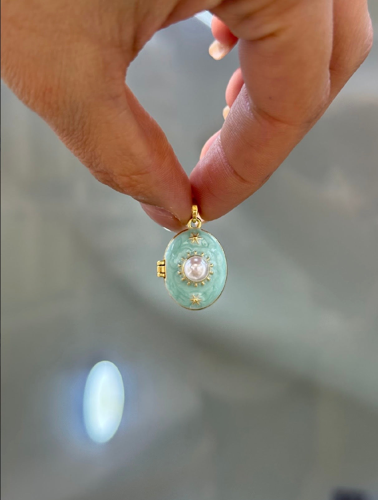Pendant Pearl Blue